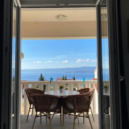 Mikulic Apartment