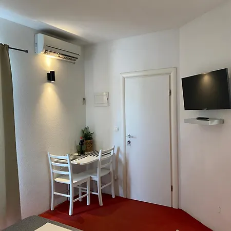 Mikulic Apartment Bol