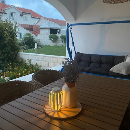 Apartment Mikulic Bol